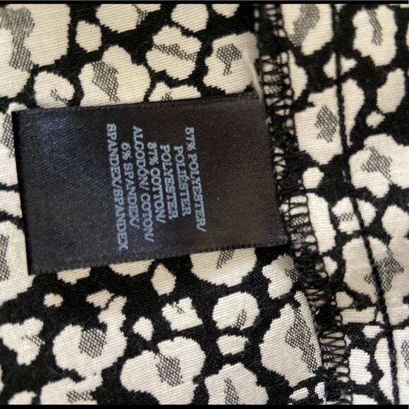 Ann Taylor Jacquard Leopard Print Pencil Skirt Petite Size 0 - Picture 6 of 6